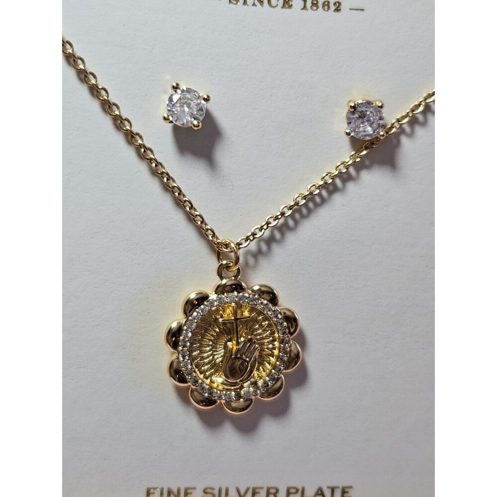 FAO Schwarz Inspirational necklace and earring set